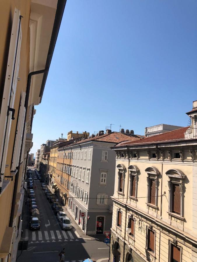 Le Maldobrie Apartment Trieste Luaran gambar